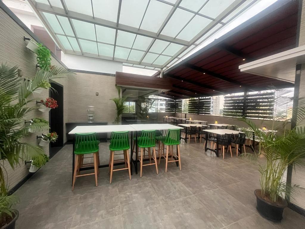 העיר בנגלור Sun Shine Hotel מראה חיצוני תמונה