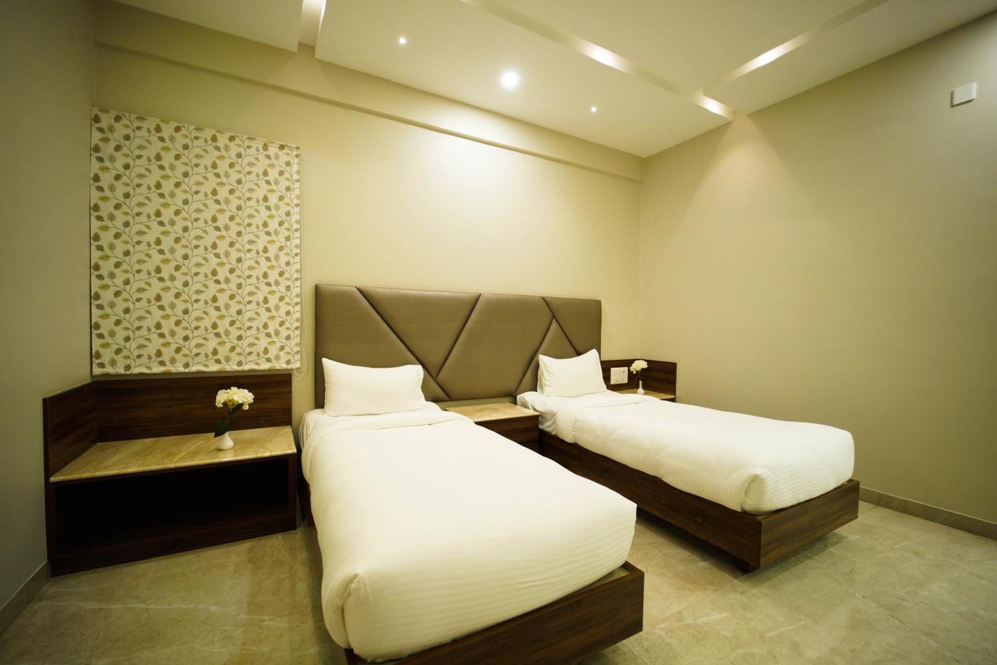העיר בנגלור Sun Shine Hotel מראה חיצוני תמונה